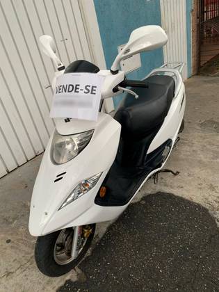 SUZUKI BURGMAN i SUZUKI BURGMAN i
